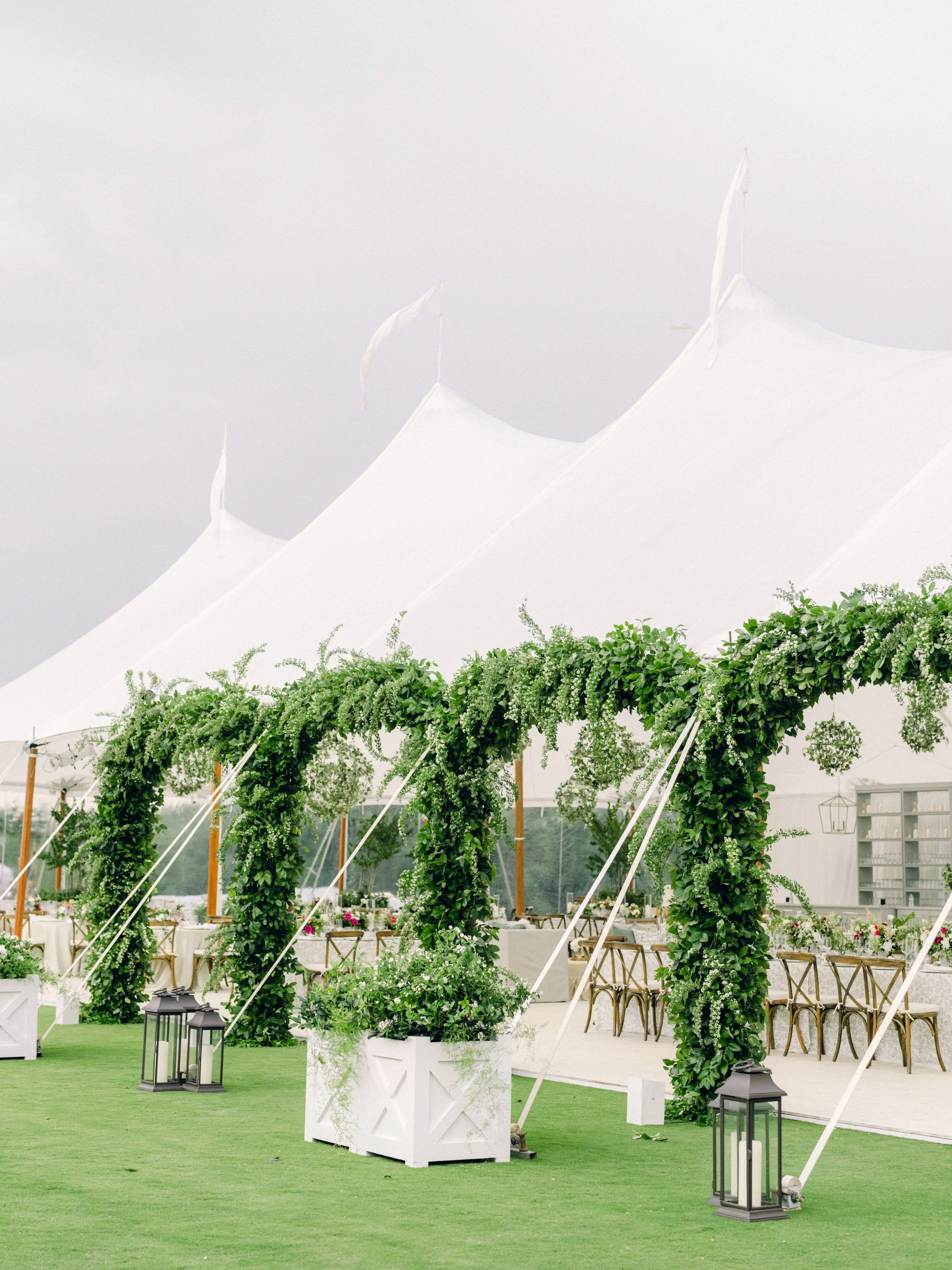 Atlanta tented wedding with lush florals